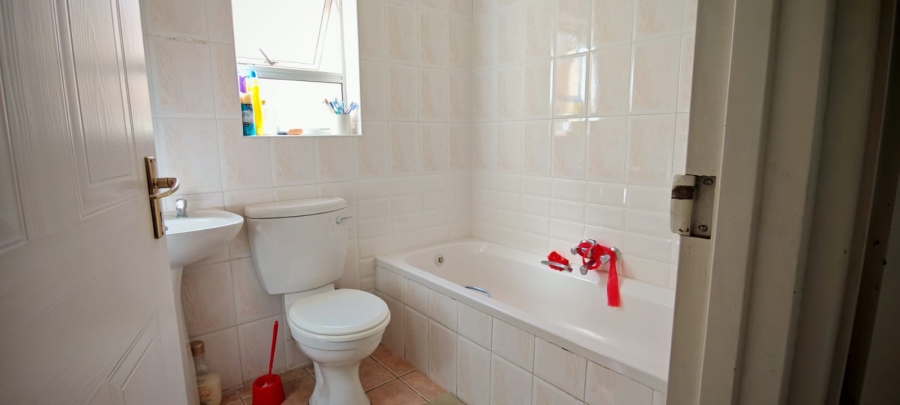 3 Bedroom Property for Sale in Parklands Western Cape